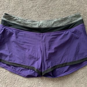 Lululemon Groovy Run Short. Size 12